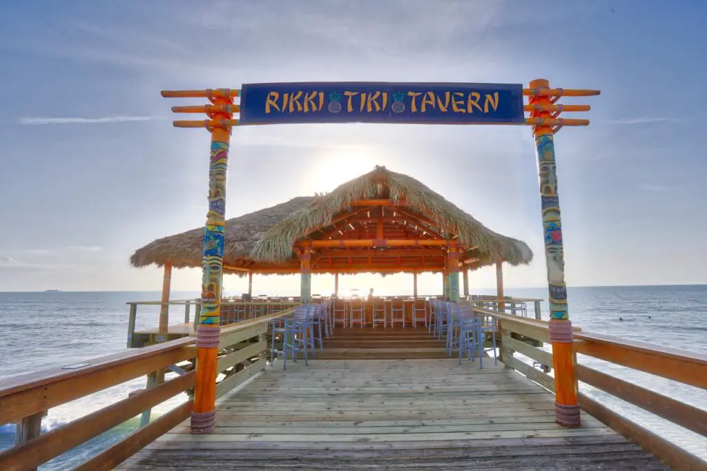 Rikki Tiki Tavern cocoa beach pier - Restaurants Near Cocoa Beach Pier