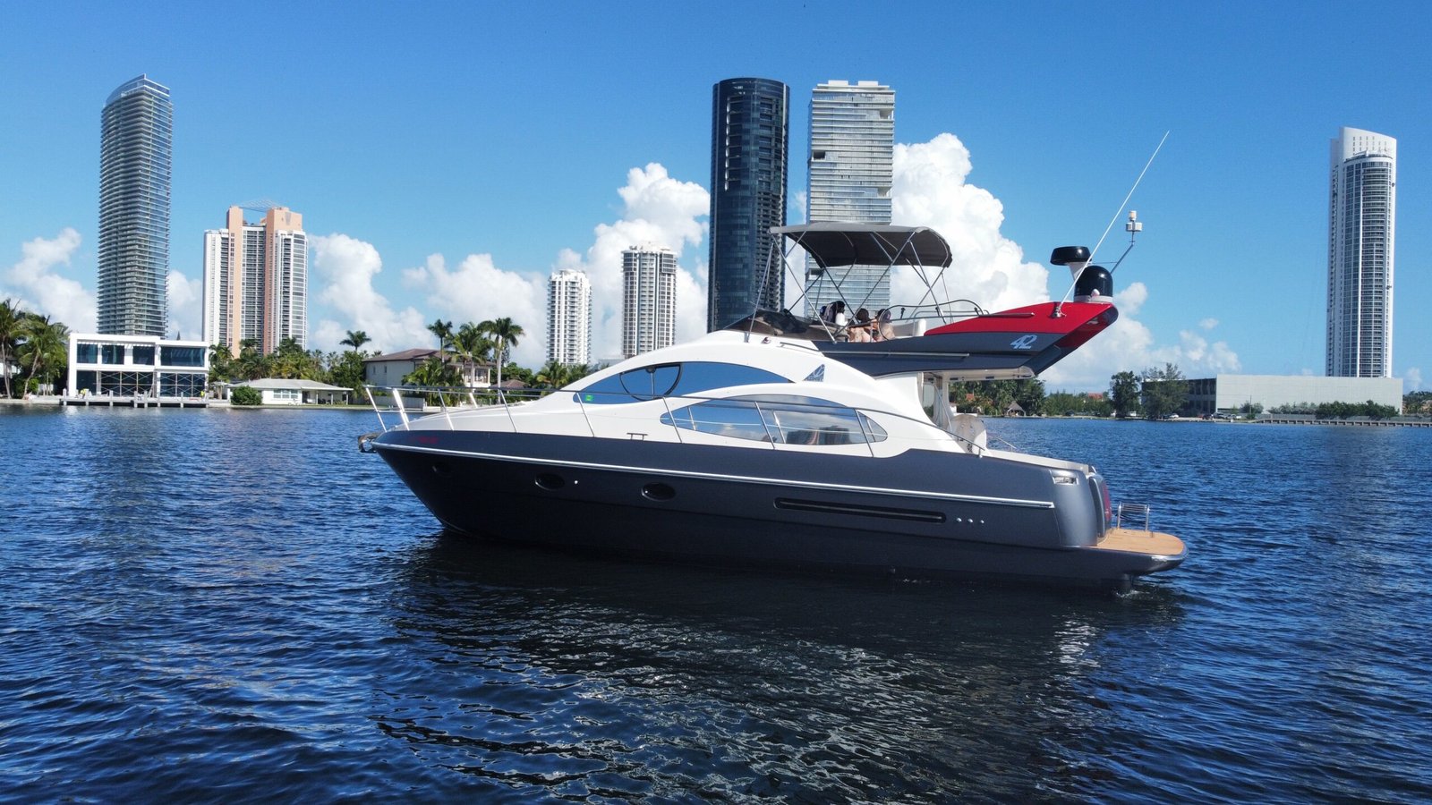 Azimut 45 ft Joker yacht photo